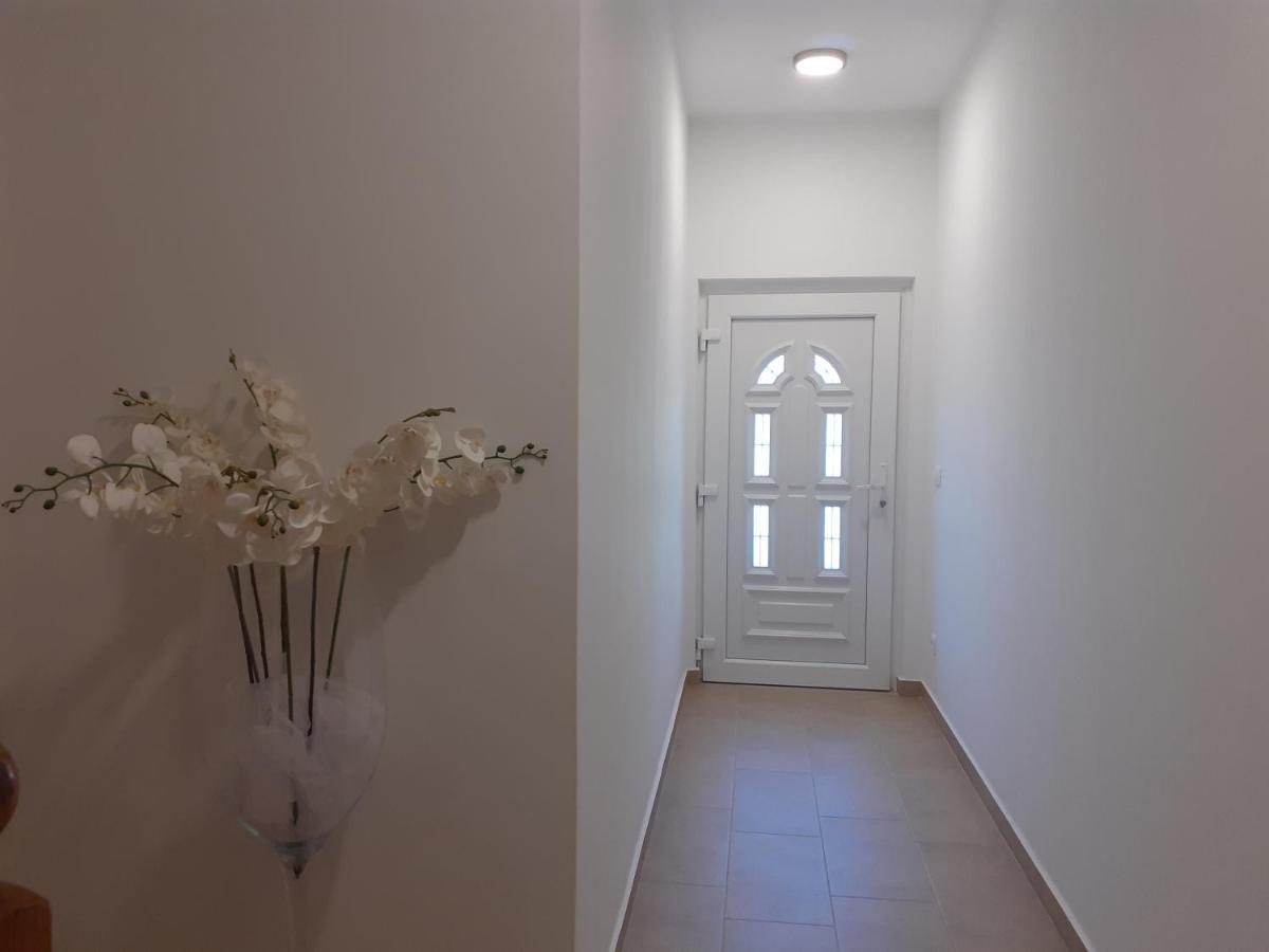 Omis Apartmani Mouse 외부 사진